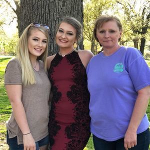 Meet your Posher, Afton